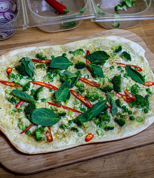 Vegetarischer Flammkuchen vom Grill